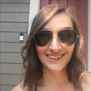 Meet your Posher, Brooke